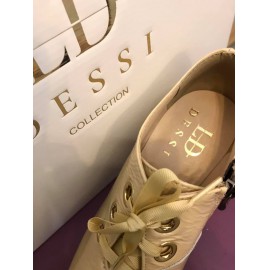 Lux By Dessi, élénk bézs, tavaszi cipő